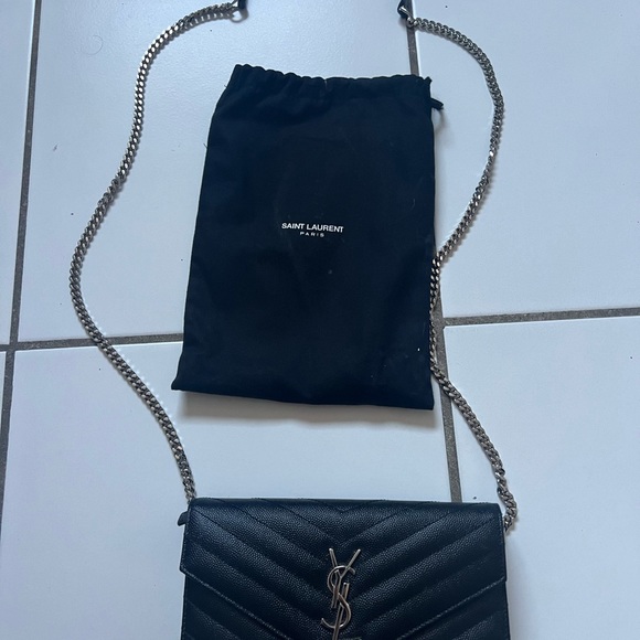 YSL Monogram Large Wallet on Chain in Grained Leather - Picture 4 of 5